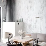 Award-winning On Thun- New 툰