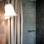 Award-winning On Thun- New 툰