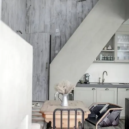 Award-winning On Thun- New בית נופש תון